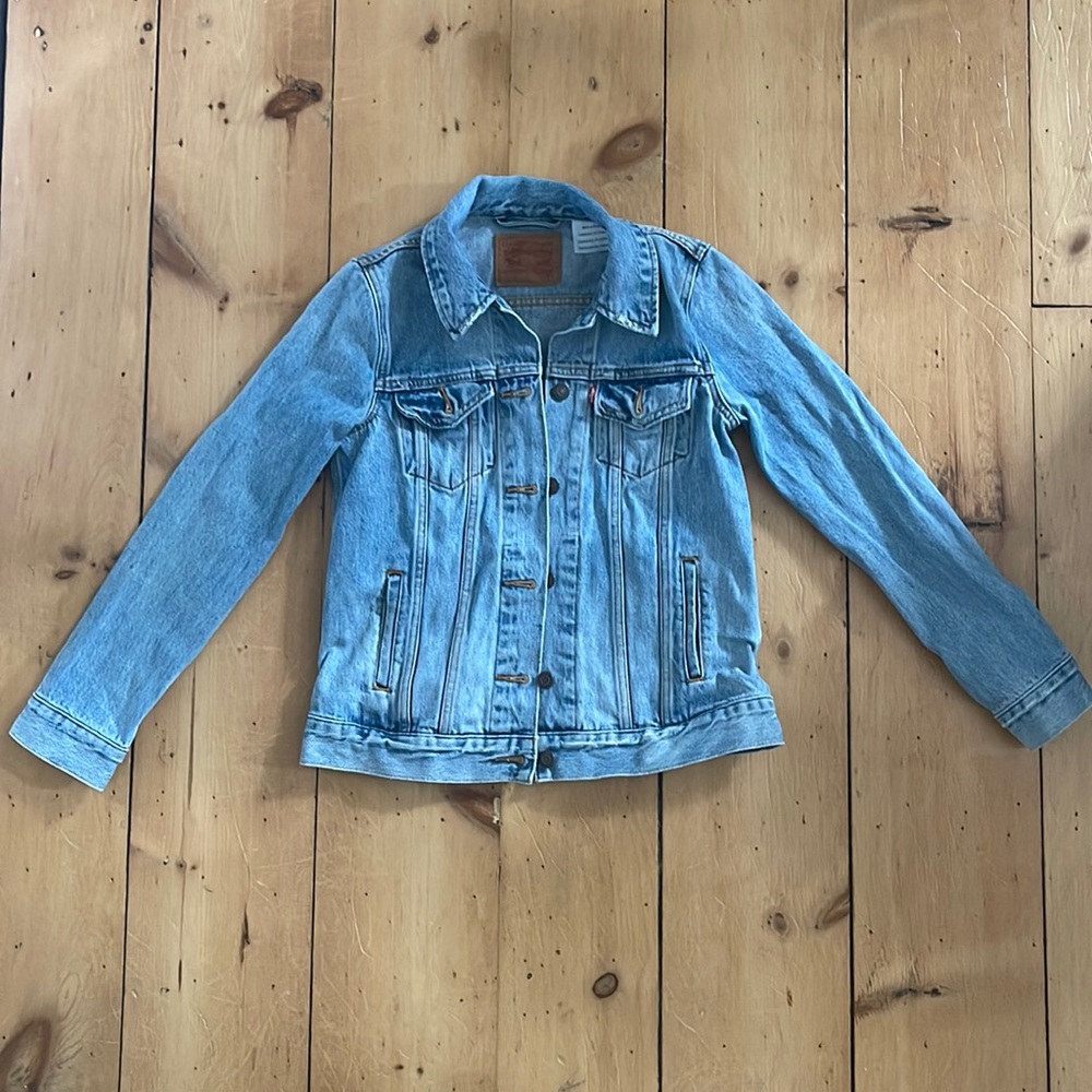 Levi’s denim jacket